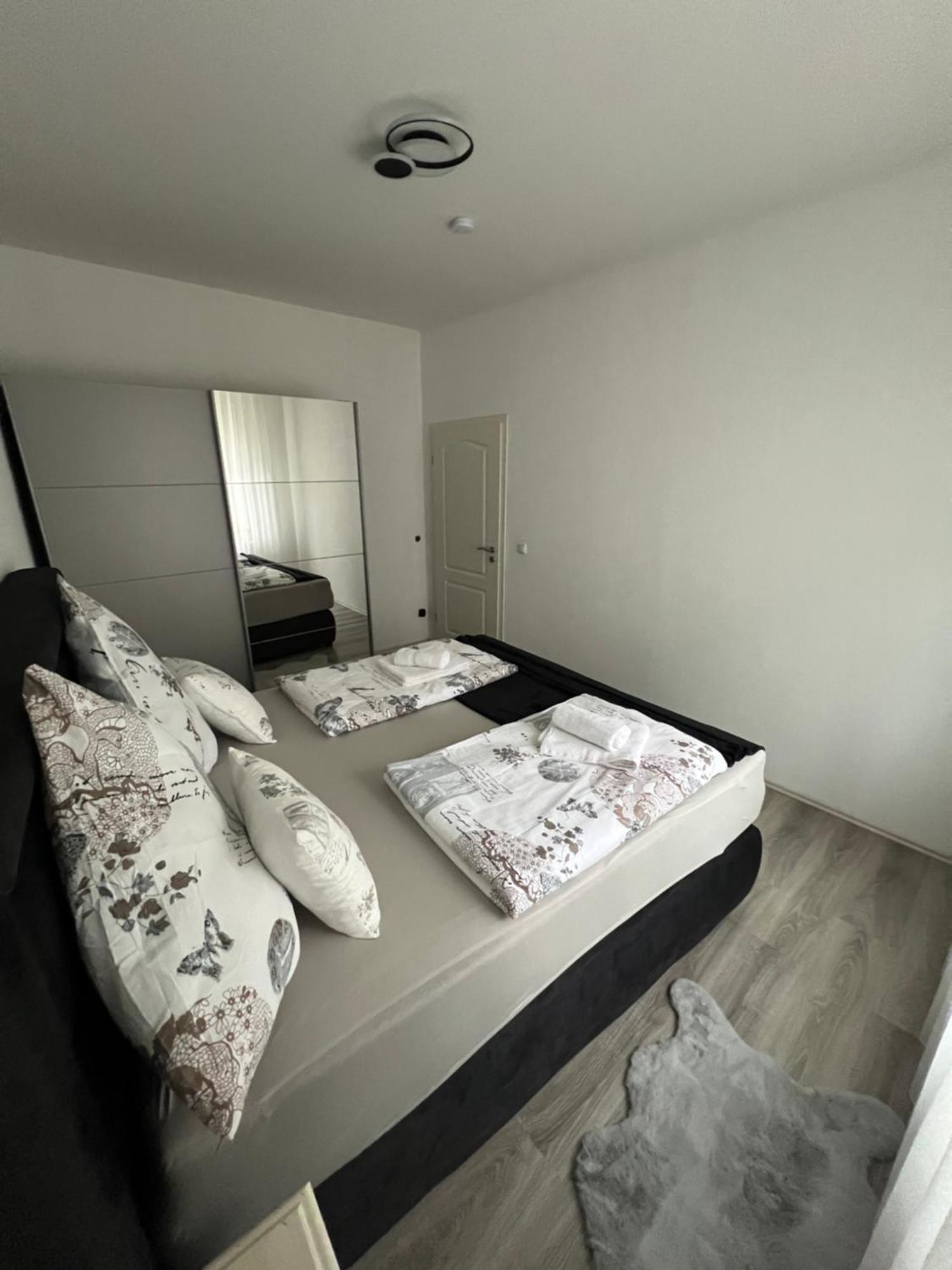 Apartment 1 In Duisburg-Mitte, Altstadt Exteriér fotografie